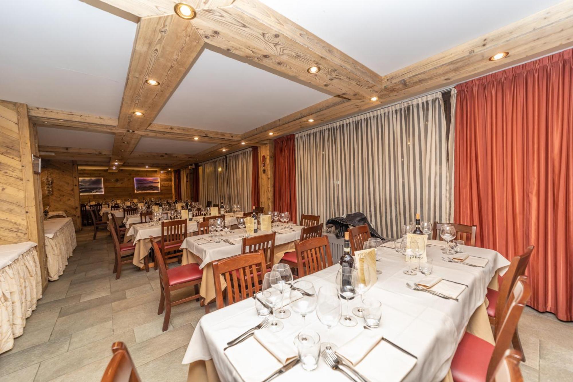 Hotiday Chalet Sestriere Vialattea المظهر الخارجي الصورة