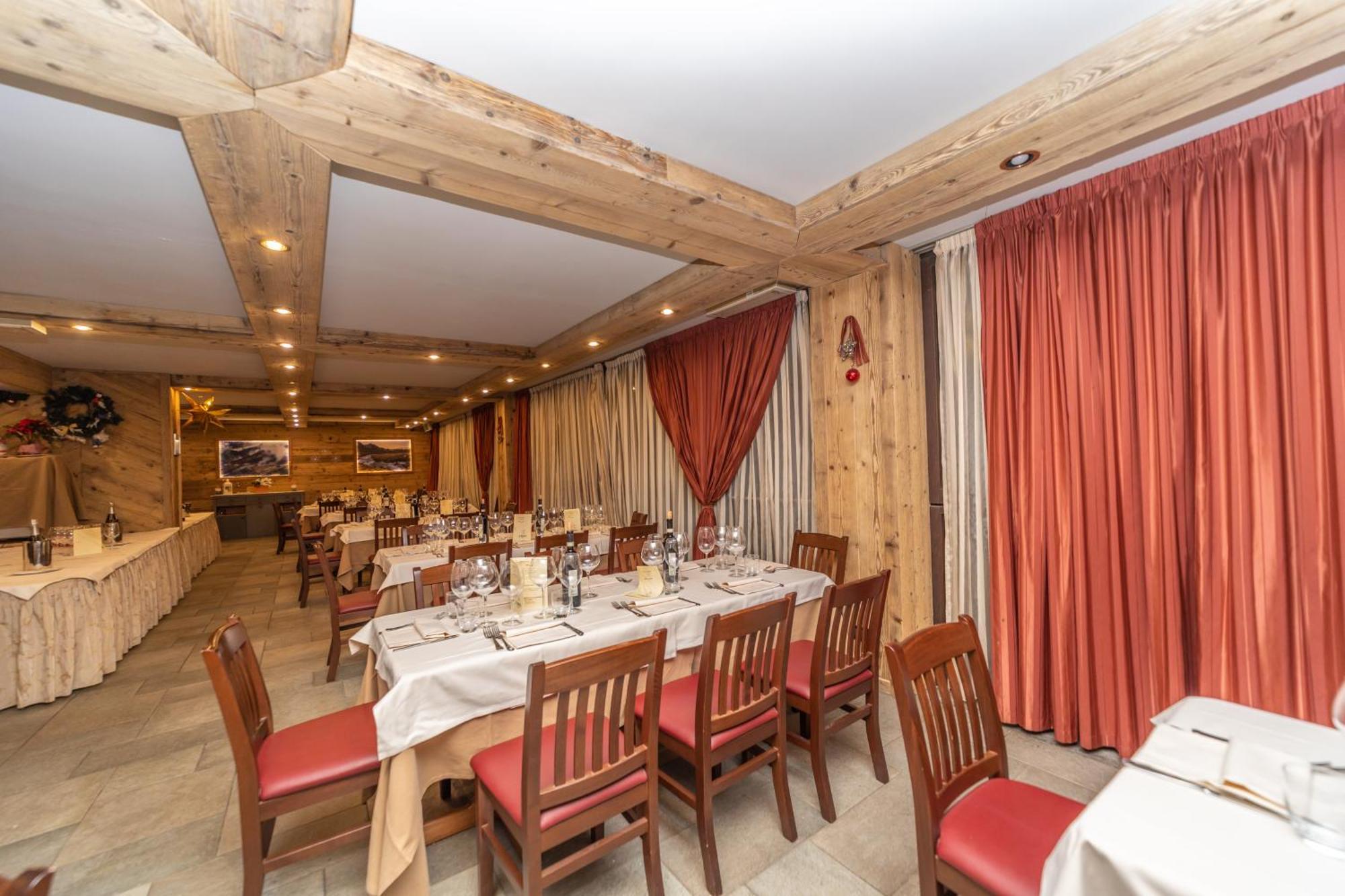 Hotiday Chalet Sestriere Vialattea المظهر الخارجي الصورة